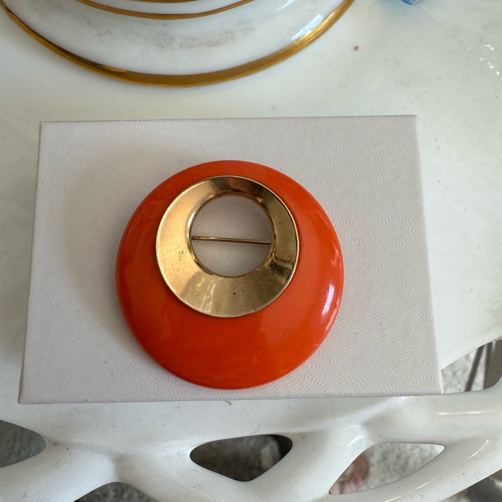 Vintage Orange and Gold Brooch